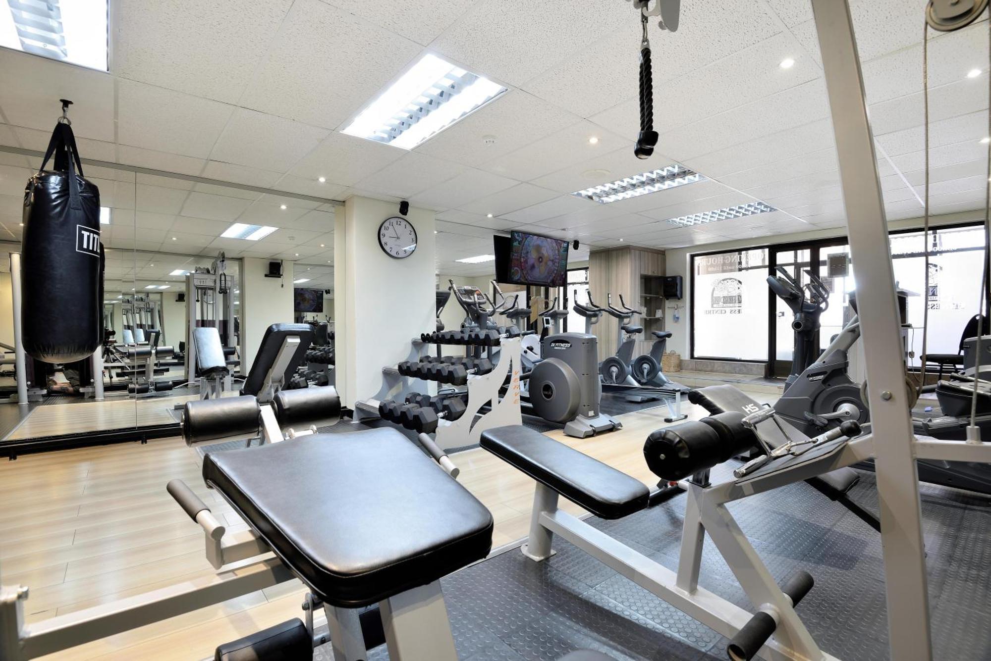 Windhoek Country Club Resort Ngoại thất bức ảnh