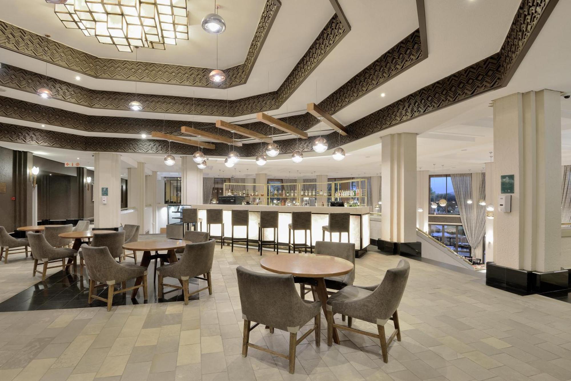 Windhoek Country Club Resort Ngoại thất bức ảnh
