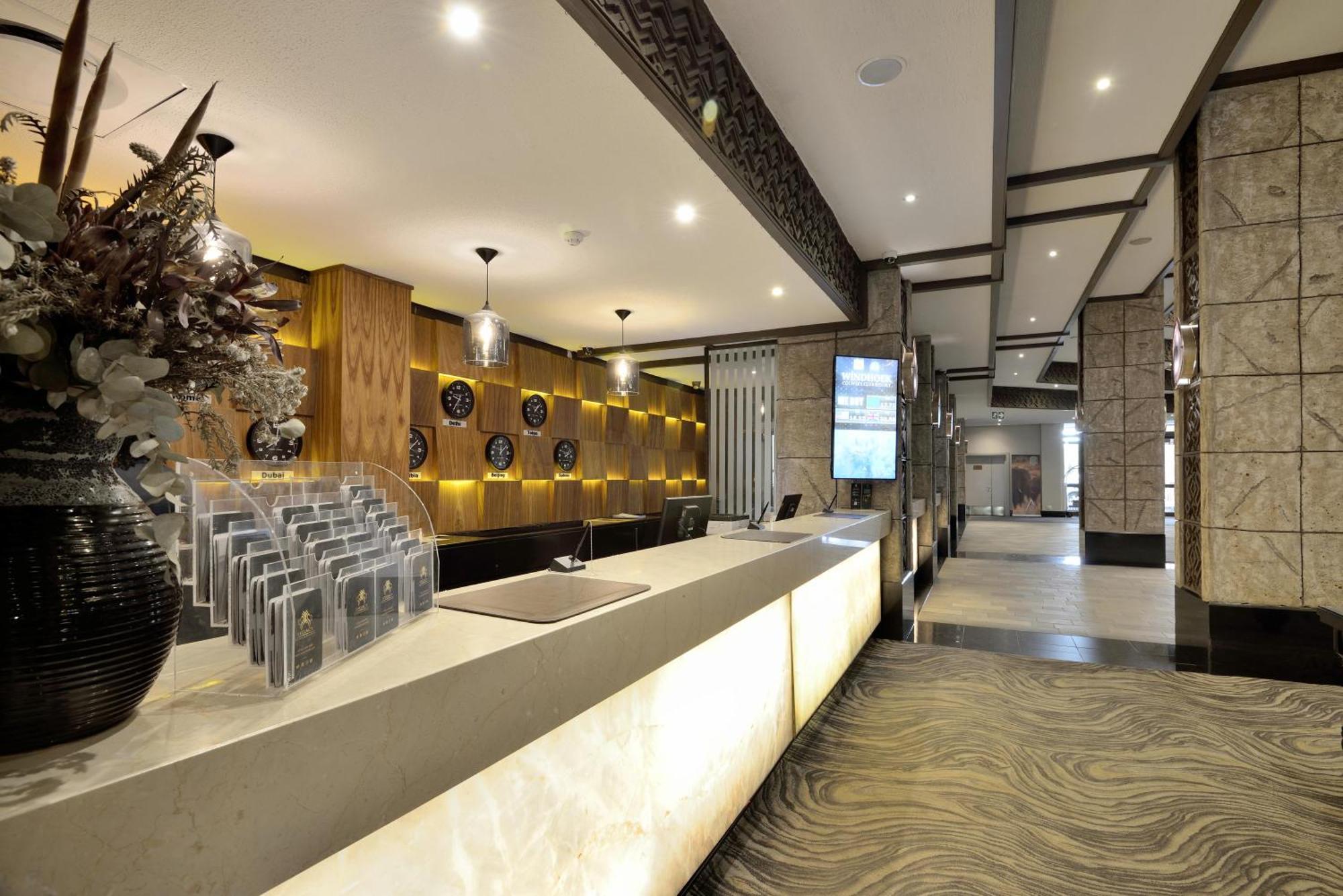 Windhoek Country Club Resort Ngoại thất bức ảnh